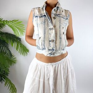 Vintage Y2K Indie Grunge Light Wash Denim Distressed Bleached Jean Vest / Sz: S